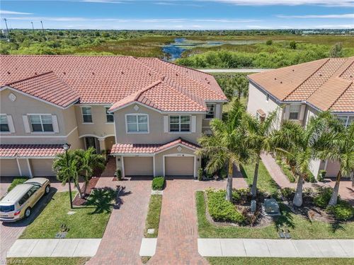 2701 Citrus St, NAPLES, FL, 34120-5358 | Card Image