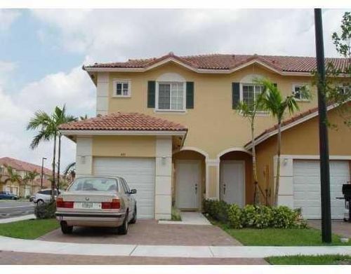 571-571 Princess Dr, Margate, FL, 33068-6216 | Card Image