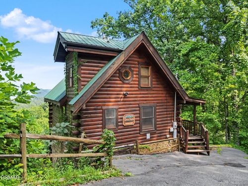 2509 Piney Dr, Sevierville, TN, 37876 | Card Image