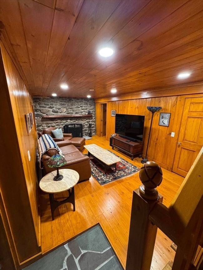 280 Holtshire Rd, House other with 2 bedrooms, 2 bathrooms and 6 parking in Orange MA | Image 28