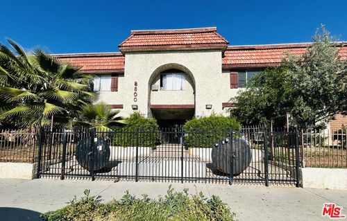 219-8800 Cedros Ave, Panorama City, CA, 91402-5801 | Card Image