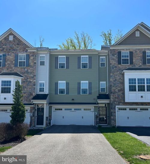 154 Graystone Dr, FEASTERVILLE TREVOSE, PA, 19053-3102 | Card Image