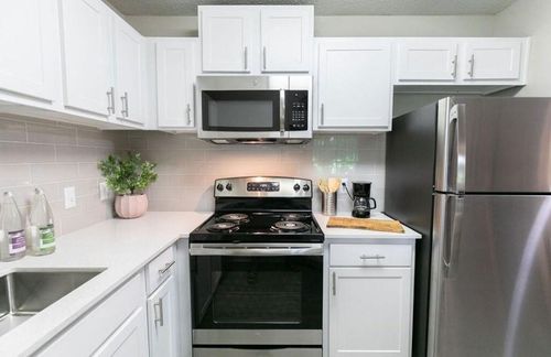 5101-300 Deering Rd, Atlanta, GA, 30309 | Card Image
