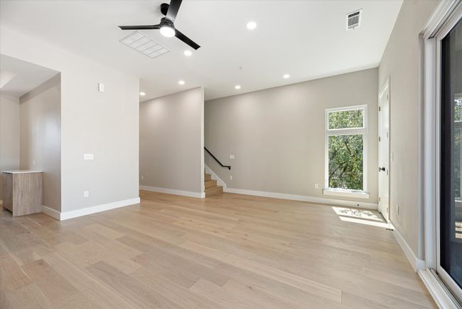 APT-403 - 4060 Spring Valley Rd, Townhouse with 3 bedrooms, 3 bathrooms and null parking in Farmers Branch TX | Image 5