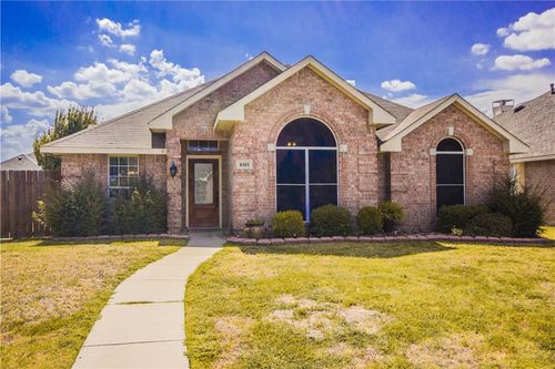 8161 Durham Dr, Frisco, TX, 75035-7352 | Card Image