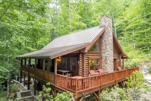 543 Bear Track Dr, Tuckasegee, NC, 28783 | Card Image