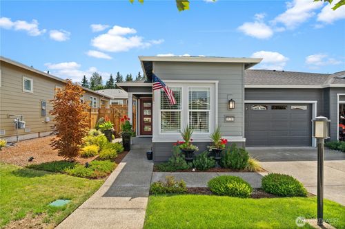15215 182nd Ave E, Bonney Lake, WA, 98391-8290 | Card Image