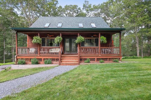 117 Red Rock Cir, Hawley, PA, 18428-7791 | Card Image