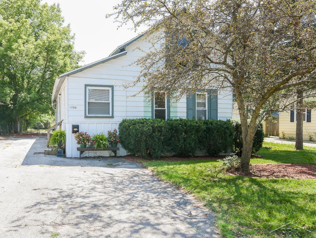 Green St, Saginaw, MI 48602