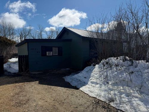 10721 92 Street, Peace River, AB, T8S1P4 | Card Image
