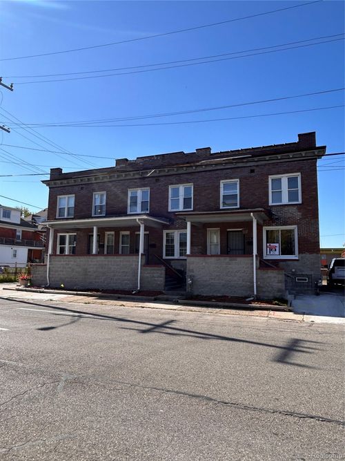 8337 John R St, Detroit, MI, 48202-2271 | Card Image