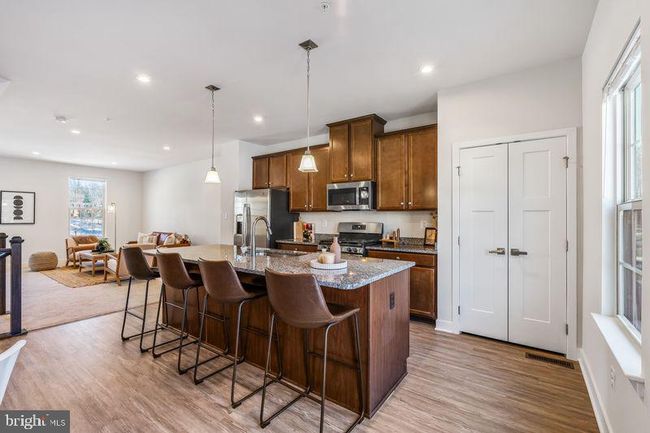 19807 Community Ter, Townhouse with 3 bedrooms, 3 bathrooms and null parking in MONTGOMERY VILLAGE MD | Image 14