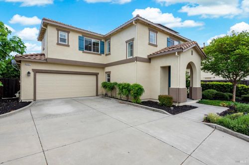 621 Del Mar Circle, Vacaville, CA, 95688 | Card Image