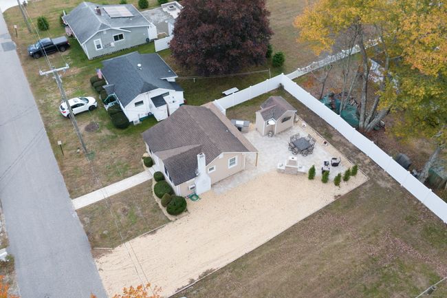 308 Old Colony Rd, House other with 2 bedrooms, 1 bathrooms and 6 parking in Old Lyme CT | Image 32