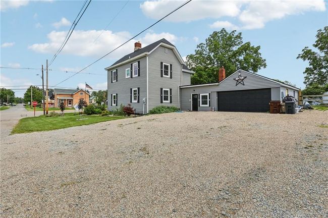 213 N Broadway St, House other with 3 bedrooms, 2 bathrooms and null parking in Blanchester OH | Image 14