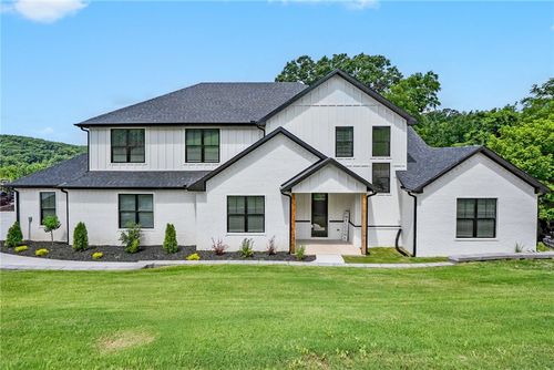 13775 Colline Rd, Bentonville, AR, 72712-9147 | Card Image