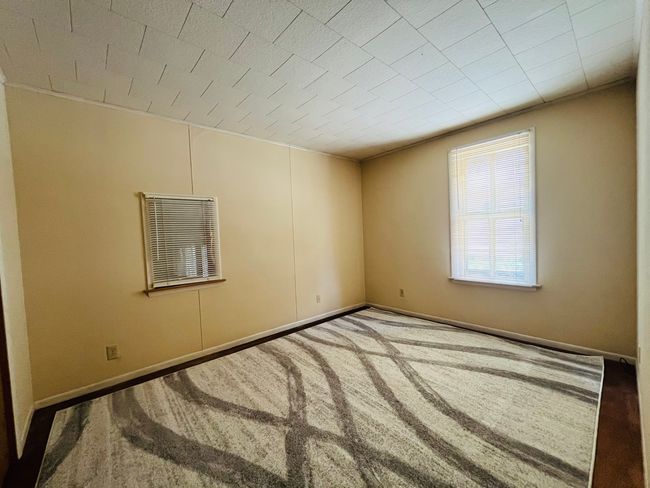 1213 E Main St, House other with 1 bedrooms, 1 bathrooms and 6 parking in Streator IL | Image 8