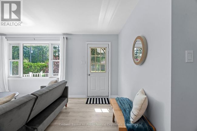 7 Andrew Cres, House other with 2 bedrooms, 1 bathrooms and 6 parking in Goderich ON | Image 6