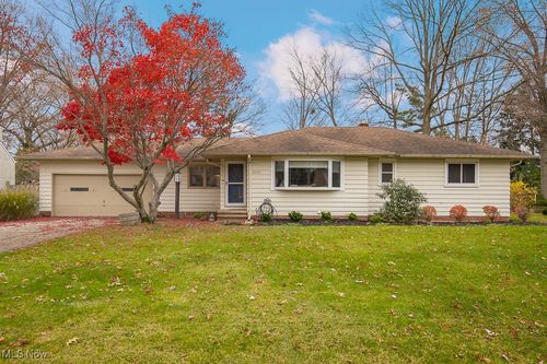 22525 Haber Drive, Fairview Park, OH, 44126 | Card Image