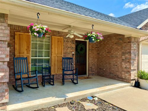 2 Broadmoor Ct, Bonham, TX, 75418-2006 | Card Image