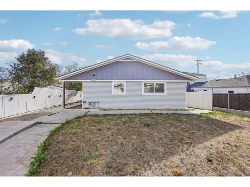 6704 Grove St, Denver, CO, 80221-2636 | Card Image