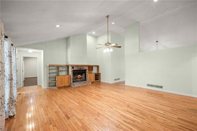 3592 Lakeview Dr, House other with 3 bedrooms, 2 bathrooms and null parking in Gainesville GA | Image 8