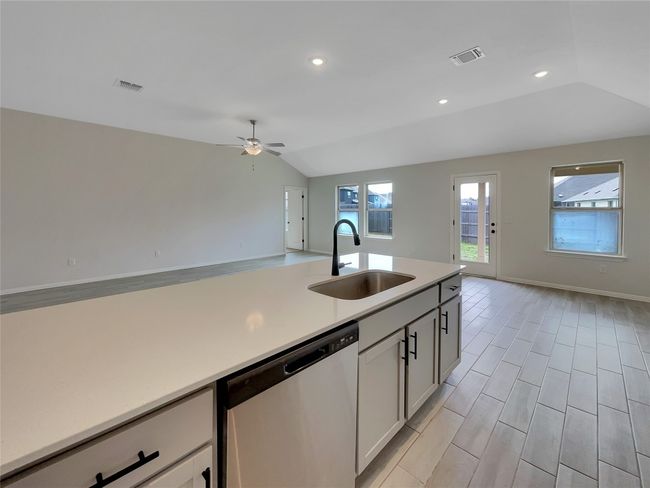 137 Periwinkle Ln, House other with 4 bedrooms, 3 bathrooms and 2 parking in Bastrop TX | Image 14