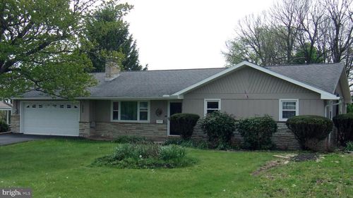 223 Armstrong Ave, FROSTBURG, MD, 21532-1113 | Card Image