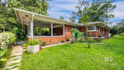 400 N Pine St, Foley, AL, 36535-2037 | Card Image
