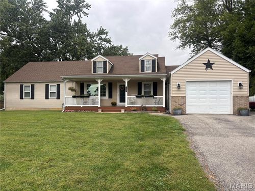 120 Oakland Dr, Hannibal, MO, 63401-2767 | Card Image