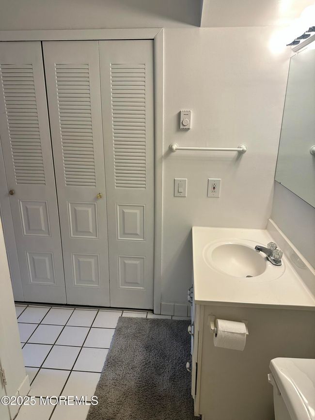 D - 153 Cross Slope Ct, Home with 1 bedrooms, 1 bathrooms and null parking in Manalapan NJ | Image 12