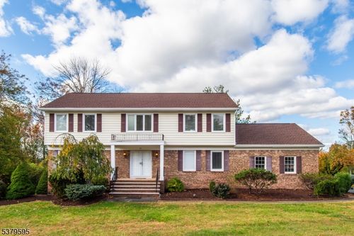 33 E Cheryl Rd, Pine Brook, NJ, 07058-9428 | Card Image