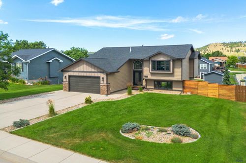7030 Manchester St, Summerset, SD, 57718-9142 | Card Image