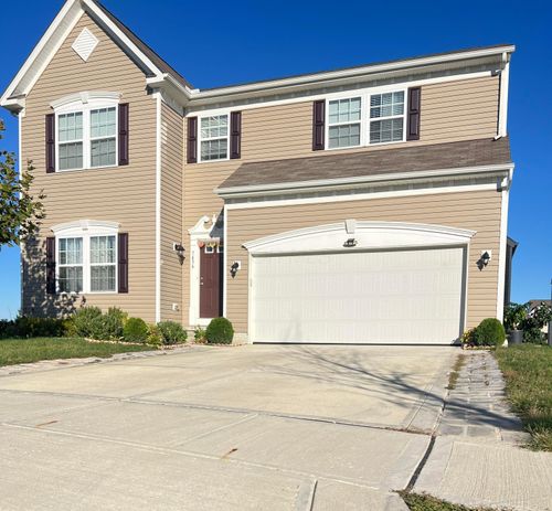 7436 Bullseye Dr, Canal Winchester, OH, 43110-7584 | Card Image