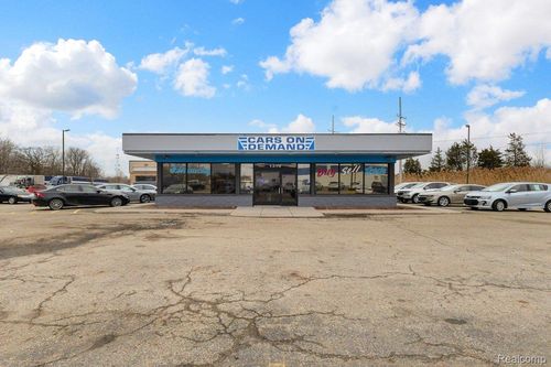 1315 S Waverly Rd, Lansing, MI, 48917-4250 | Card Image