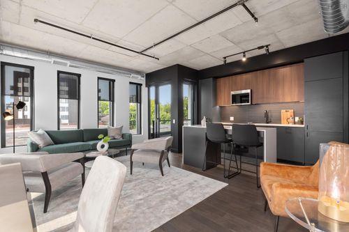 404-5511 Bilby St, Halifax, NS, B3K0M5 | Card Image