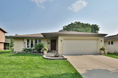 657 W Sable Dr, Addison, IL, 60101-1211 | Card Image