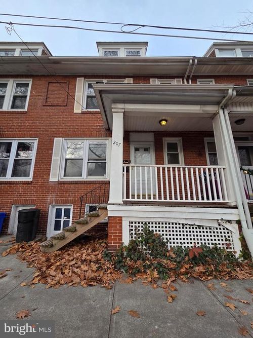 207 Spruce St, READING, PA, 19611-1338 | Card Image