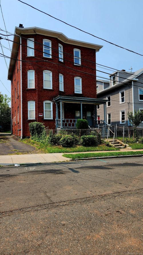 23 Putnam St, Hartford, CT, 06106-2337 | Card Image