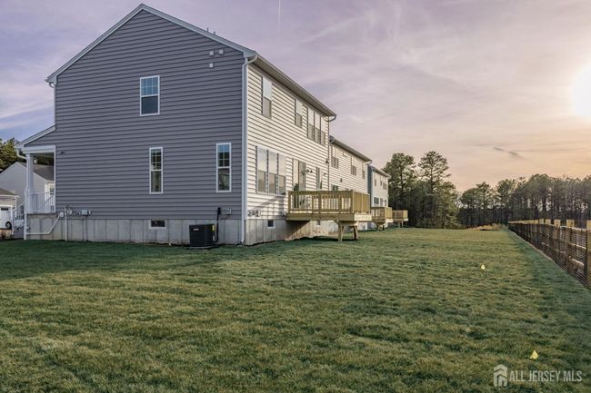 45 E Verbena Lane, House other with 3 bedrooms, 3 bathrooms and null parking in Old Bridge NJ | Image 29