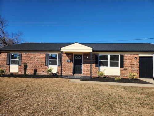 5593 Stonehaven Dr, Virginia Beach, VA, 23464-6824 | Card Image