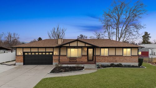 1115 550, Layton, UT, 84041-3554 | Card Image