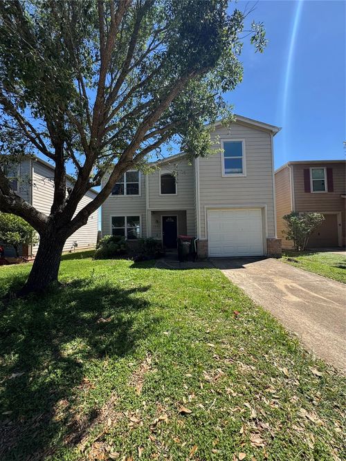 3435 Becker Glen St, Fresno, TX, 77545-7103 | Card Image