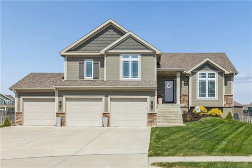 4728 Ne 102nd Ct, Kansas City, MO, 64156-3009 | Card Image