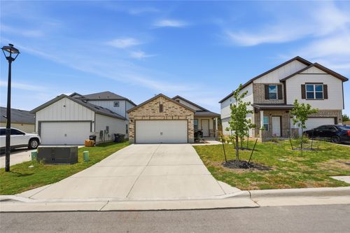301 Old Stagecoach Rd, Jarrell, TX, 76537 | Card Image