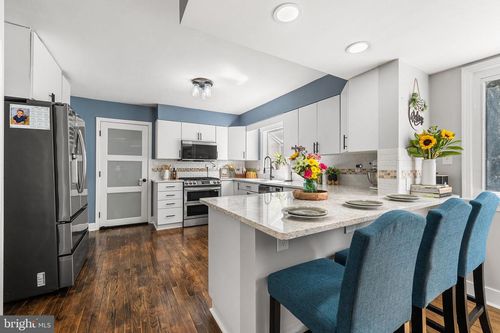 13015 Caton Pl, MANASSAS, VA, 20112-4629 | Card Image
