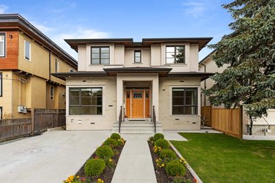 15387 Pacific Ave, House other with 6 bedrooms, 5 bathrooms and 6 parking in White Rock BC | Image 1