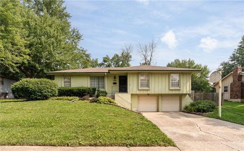 6600 E 129th St, Grandview, MO, 64030-2610 | Card Image