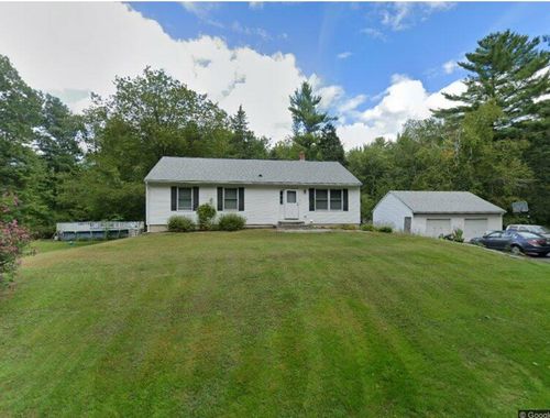 8 Coopers Grove Rd, Kingston, NH, 03848-3307 | Card Image