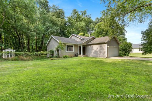 9935 Flat Rock Court, Thornapple Township, MI, 49333 | Card Image